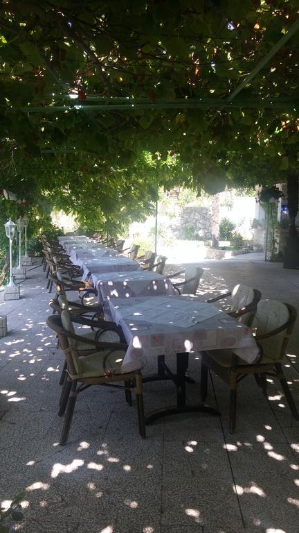 Rooms Vukusic Rab Town Exterior photo
